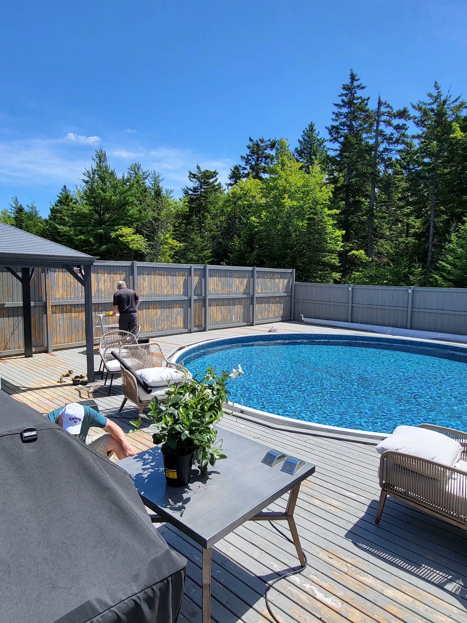 outdoor living spaces on a budget
