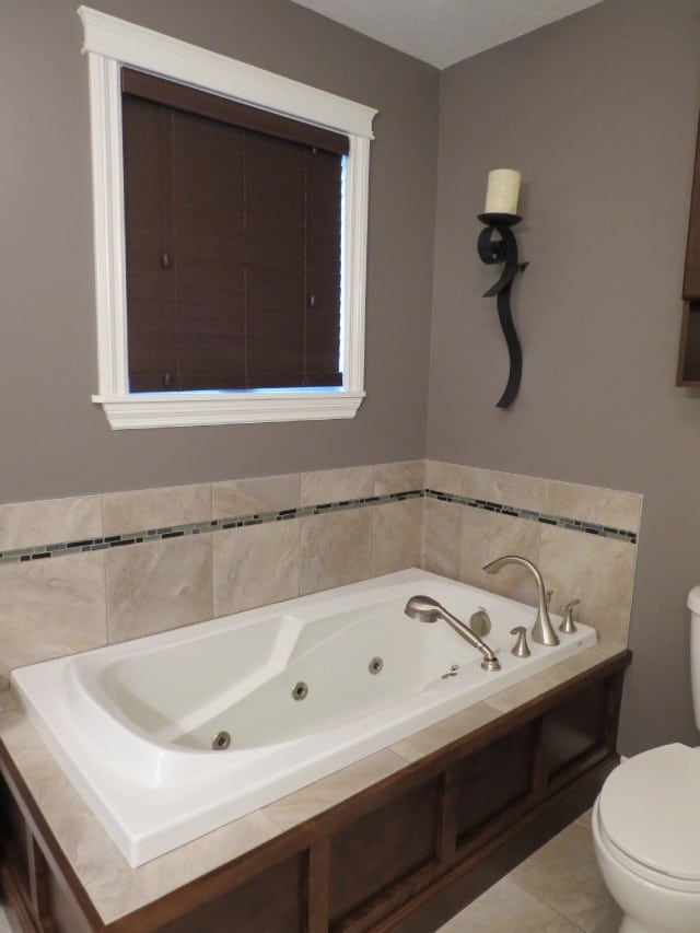 bathroom tub before